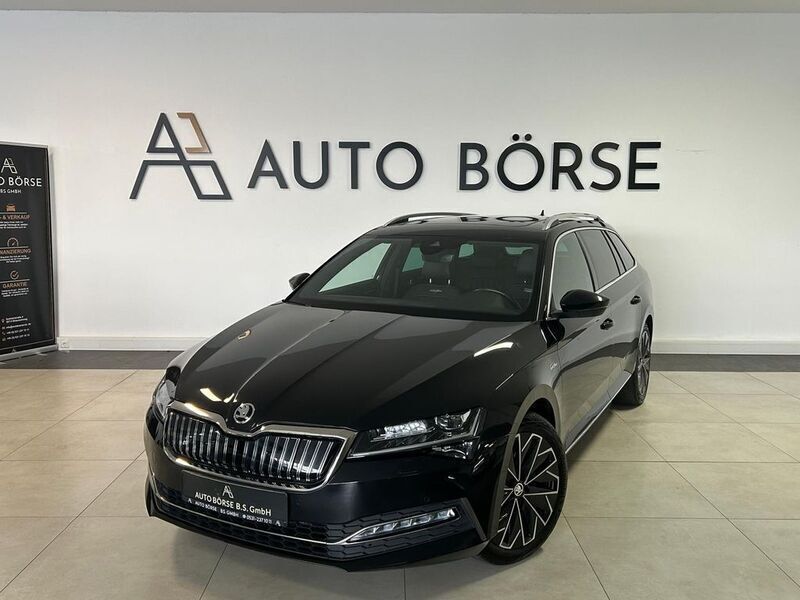 Schwarz Gebraucht 2021 Skoda Superb LAURIN & KLEMENT Kombi | 21.890 € (Fairer Preis) - Bild 1/4