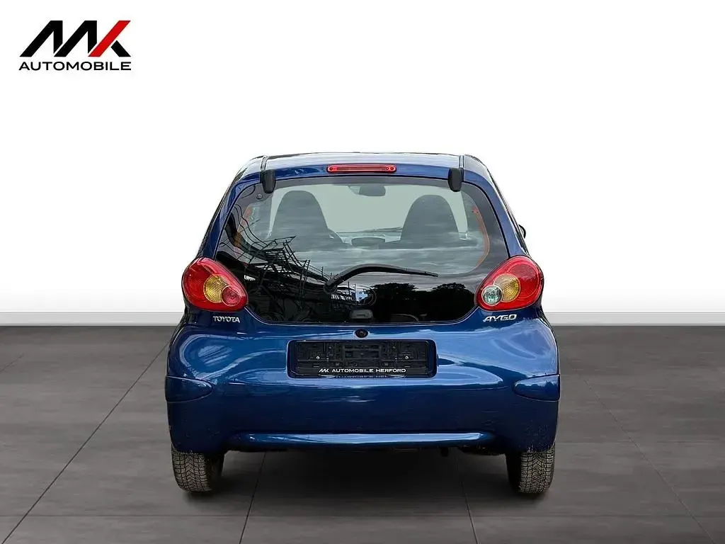 Gebraucht Toyota Aygo 68 PS (50 kW) 2007 Blau Kleinwagen