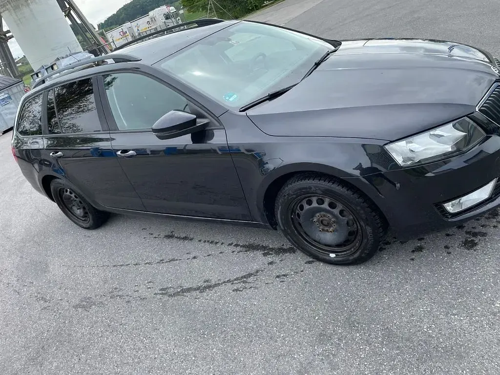 Gebraucht Skoda Octavia Active 150 PS (110 kW) 2014 Schwarz Kombi