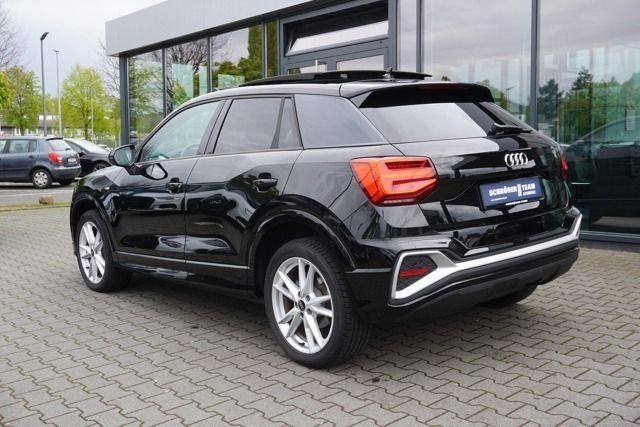 Gebraucht Audi Q2 S-Line 150 PS (110 kW) 2023 Mythosschwarz metallic SUV