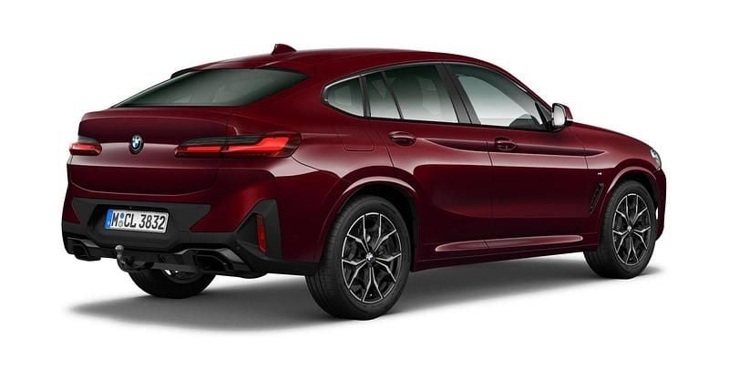 Gebraucht BMW X4 Shadowline 190 PS (139 kW) 2025 Rot SUV