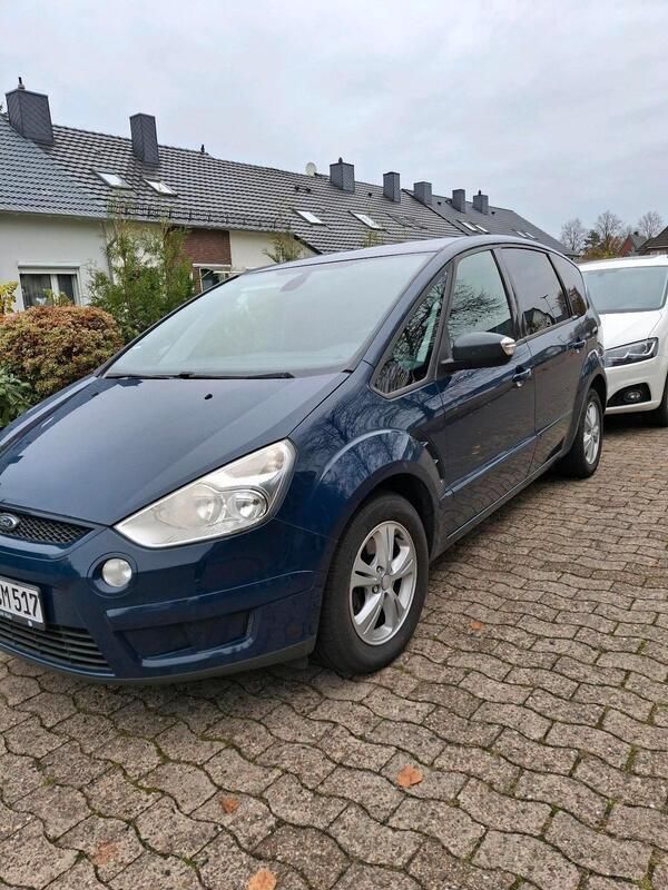 Blau Gebraucht 2009 Ford S-MAX S Van / Kleinbus | 2.300 € (Guter Preis) - Bild 1/4