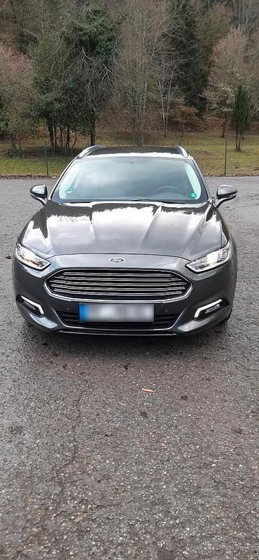 Gebraucht Ford Mondeo 160 PS (117 kW) 2018 Andere farben Kombi