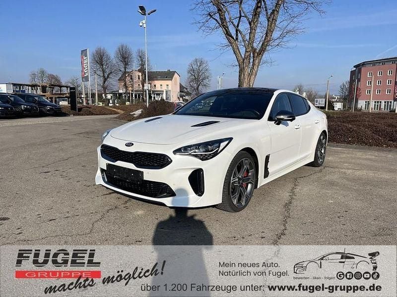 Gebraucht Kia Stinger GT 366 PS (269 kW) 2021 Snow white pearl Kleinwagen