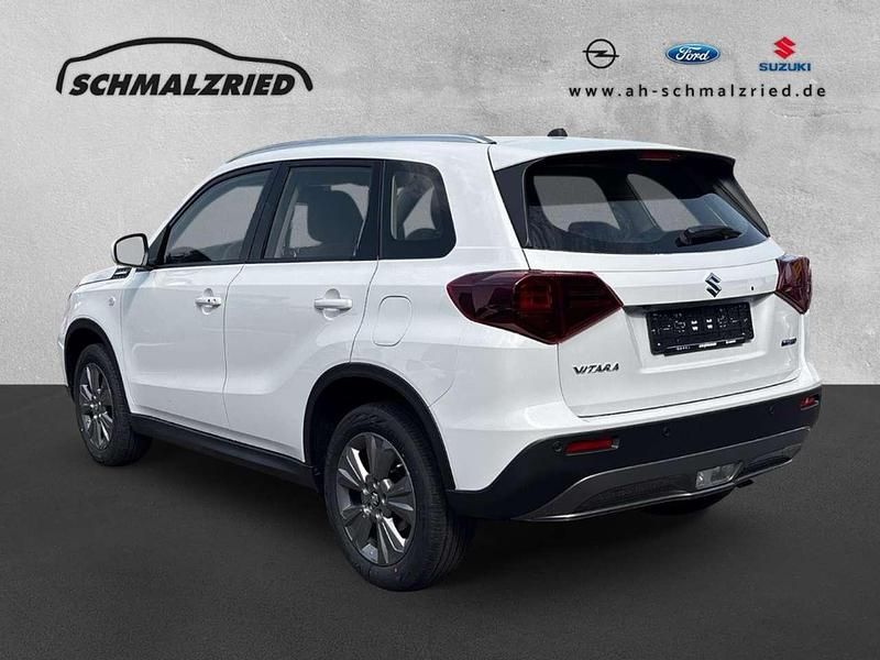 Neu Suzuki Vitara Club 129 PS (94 kW) 2026 Weiss SUV