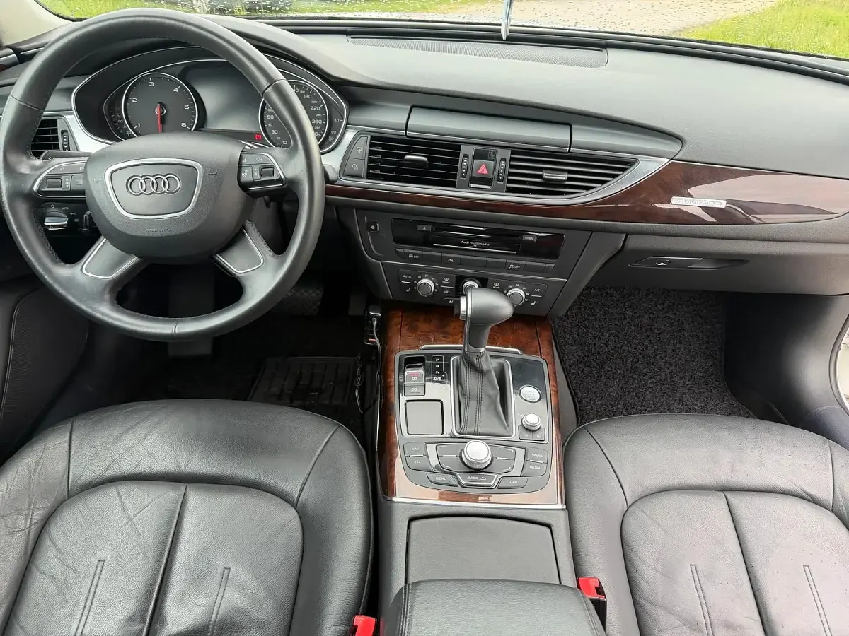 Gebraucht Audi A6 245 PS (180 kW) 2014 Weiß Limousine