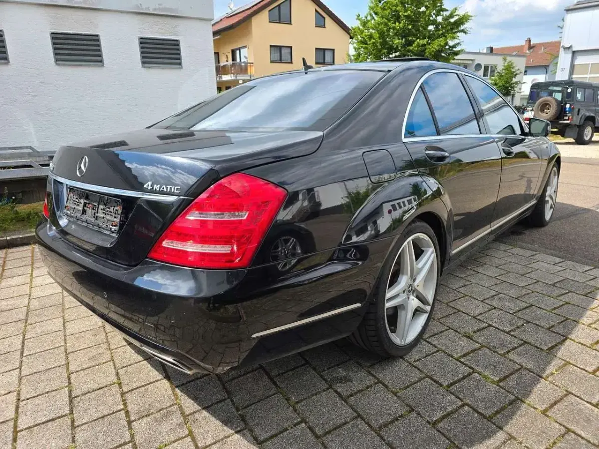 Gebraucht Mercedes S500 AMG 387 PS (284 kW) 2010 Schwarz Limousine