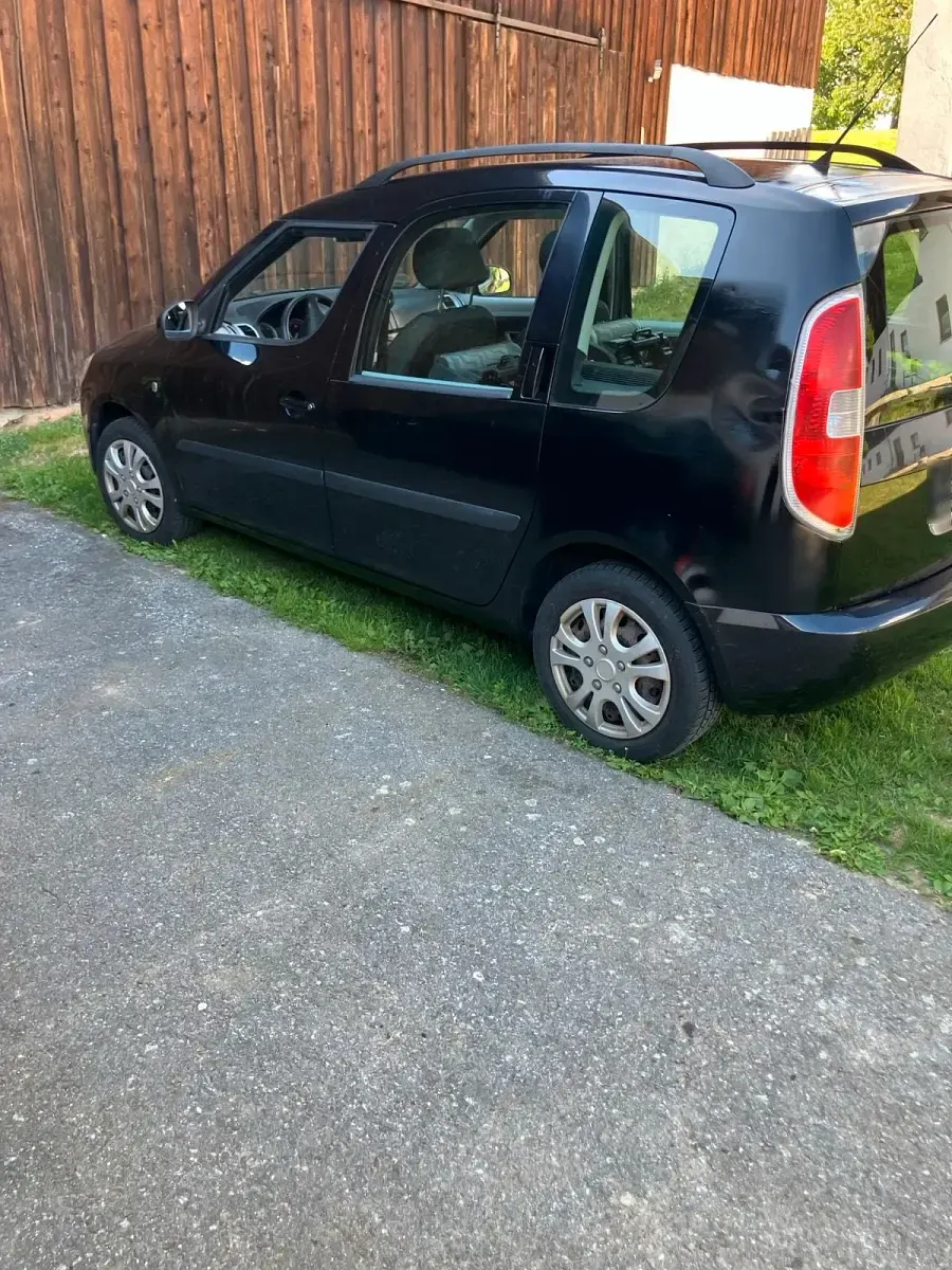 Gebraucht Skoda Roomster 80 PS (58 kW) 2006 Schwarz Van / Kleinbus