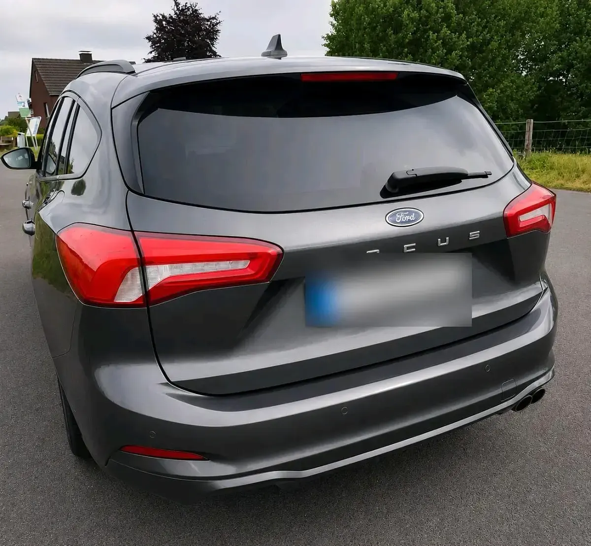Gebraucht Ford Focus ST-Line 120 PS (88 kW) 2019 Grau Kombi