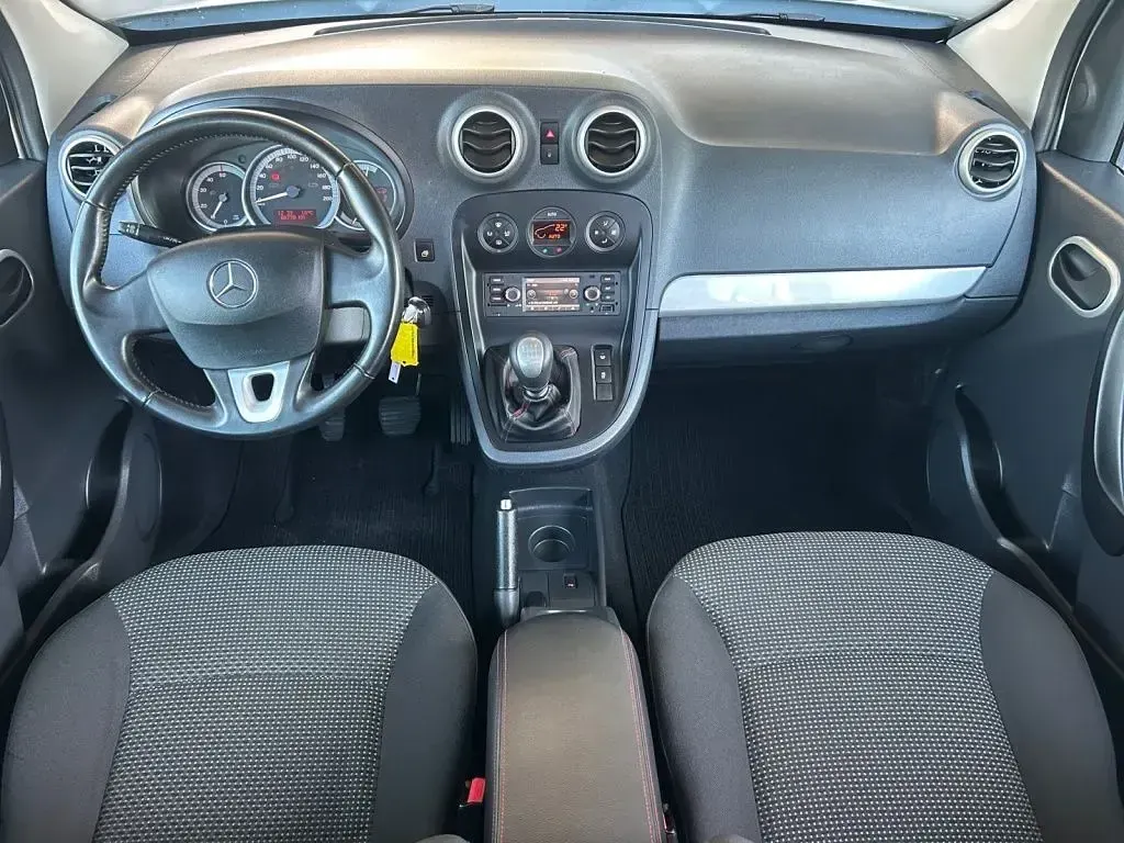 Gebraucht Mercedes Citan 111 Edition 116 PS (85 kW) 2020 Helvinsilber metallic Kombi