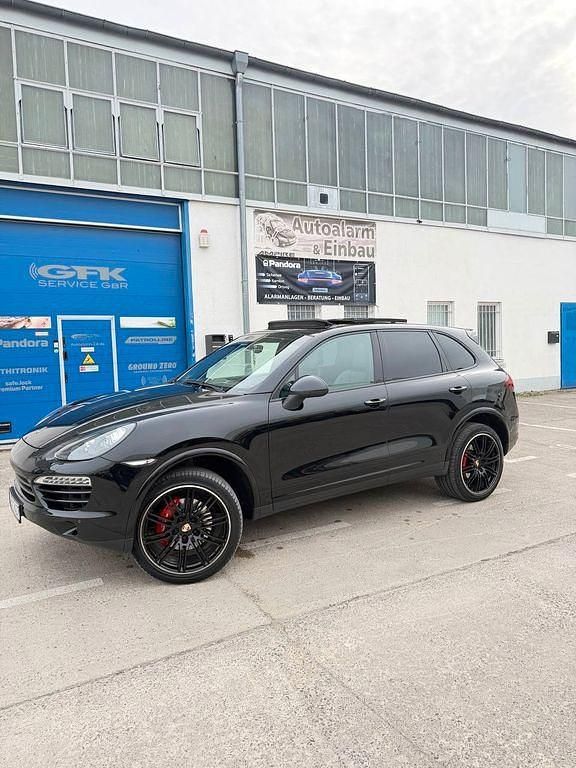 Gebraucht Porsche Cayenne 245 PS (180 kW) 2012 Schwarz SUV