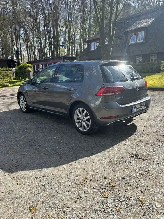 Gebraucht VW Golf VII Join 116 PS (85 kW) 2018 Grau Limousine