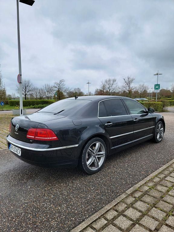 Second-hand VW Phaeton 239 CP (175 kW) 2012 Negru Berlinǎ