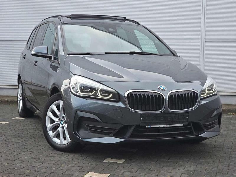 Gebraucht BMW 220 190 PS (139 kW) 2021 Mineralgrau metallic Van / Kleinbus