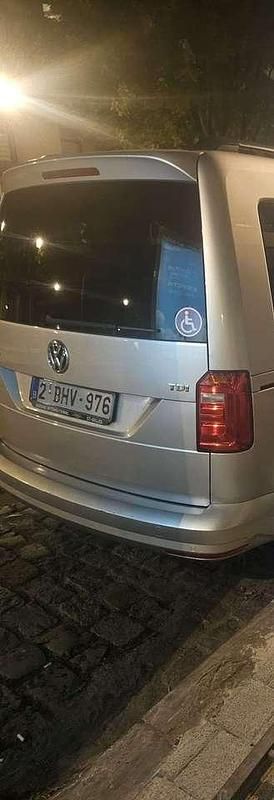 Gebraucht VW Caddy Trendline 102 PS (75 kW) 2017 Grau Van / Kleinbus