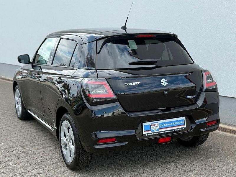 Gebraucht Suzuki Swift Comfort 83 PS (61 kW) 2025 Schwarz Kleinwagen