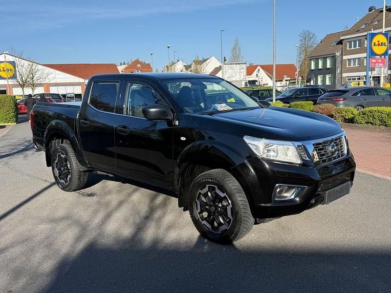 Gebraucht Nissan Navara Acenta 190 PS (139 kW) 2022 Schwarz Pickup