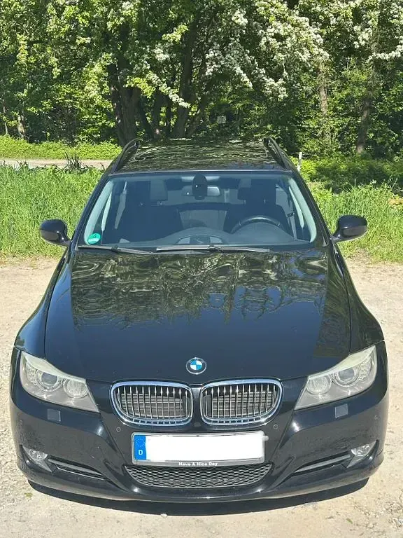 Second-hand BMW 325 218 CP (160 kW) 2009 Negru Break