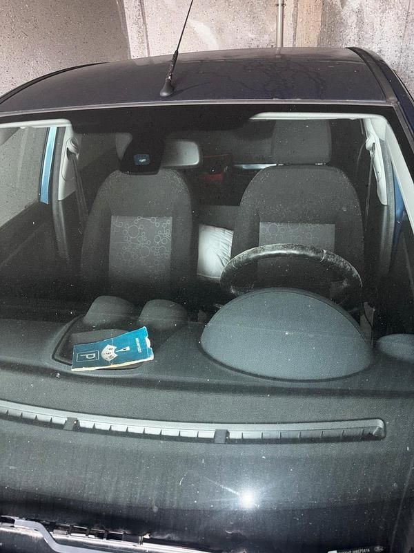 Gebraucht Ford Fiesta 55 PS (40 kW) 2008 Blau Kleinwagen