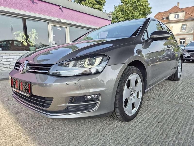 Limestone grey Gebraucht 2013 VW Golf VII Highline Limousine | 9.990 € (Guter Preis) - Bild 1/4