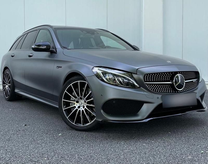 Grau Gebraucht 2018 Mercedes C43 AMG AMG Kombi | 33.700 € (Teuer) - Bild 1/4