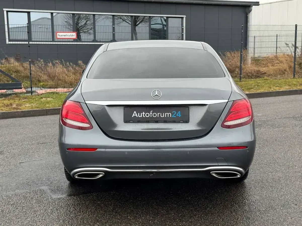 Occasion Mercedes E200 184 ch (135 kW) 2016 Gris Berline