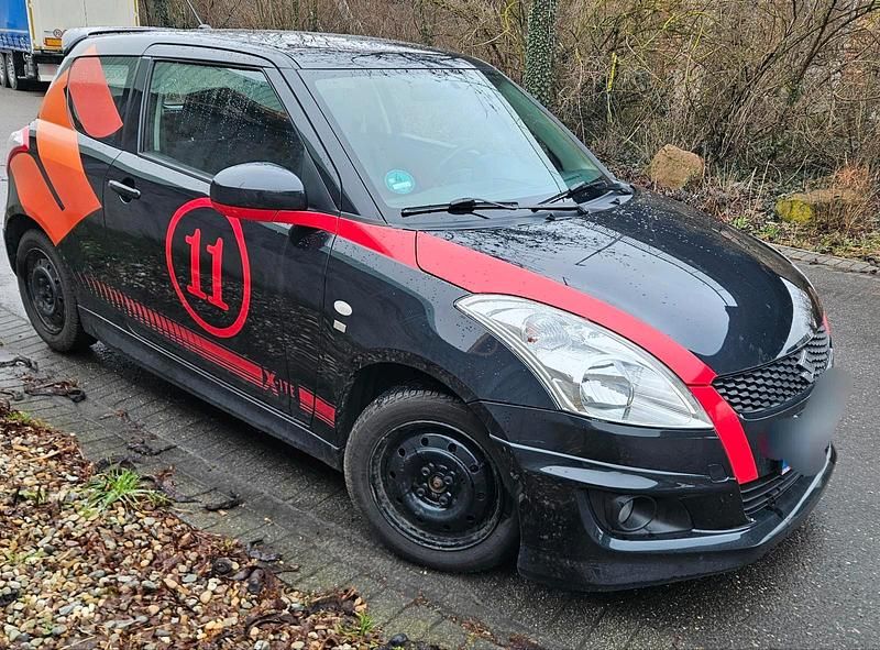 Gebraucht Suzuki Swift 94 PS (69 kW) 2011 Schwarz Kleinwagen