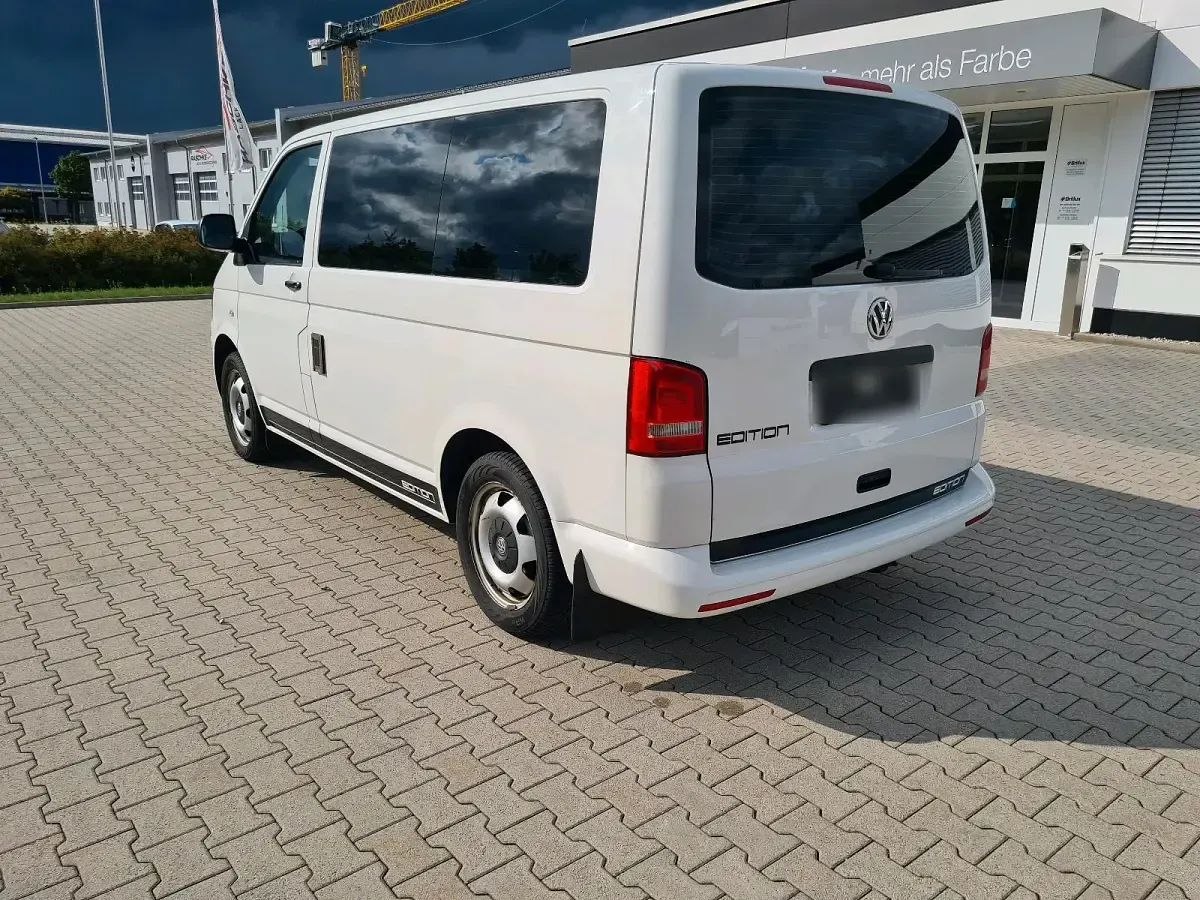 Gebraucht VW Caravelle 180 PS (132 kW) 2013 Orange Van