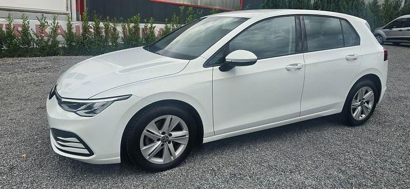 Weiß Gebraucht 2022 VW Golf VIII Limousine | 18.700 € (Superpreis) - Bild 1/4