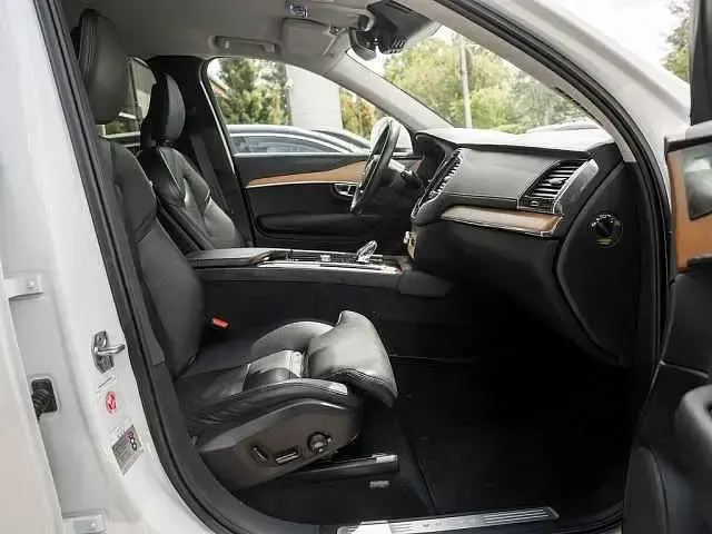 Gebraucht Volvo XC90 173 PS (127 kW) 2020 SUV