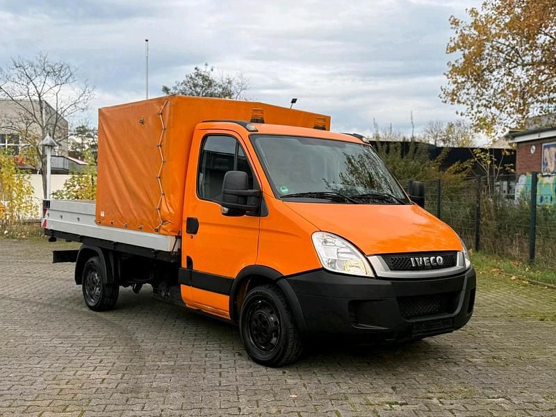 Gebraucht Iveco Daily 136 PS (100 kW) 2010 Orange