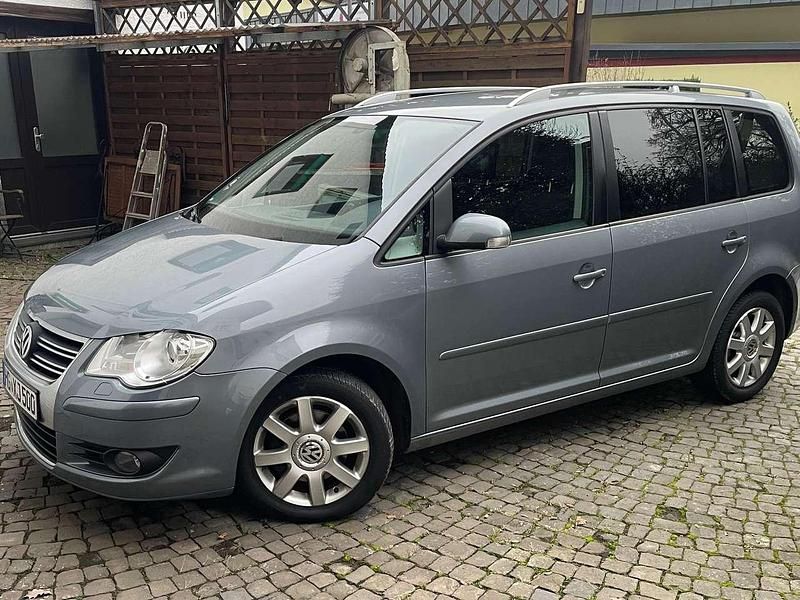 Gebraucht VW Touran Highline 140 PS (102 kW) 2009 Van / Kleinbus