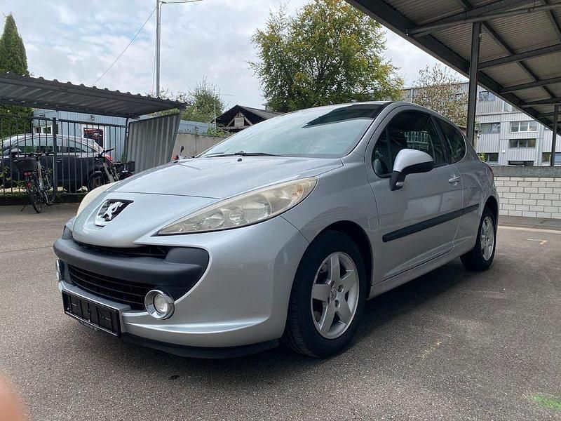 Gebraucht Peugeot 207 95 PS (69 kW) 2009 Other Kleinwagen