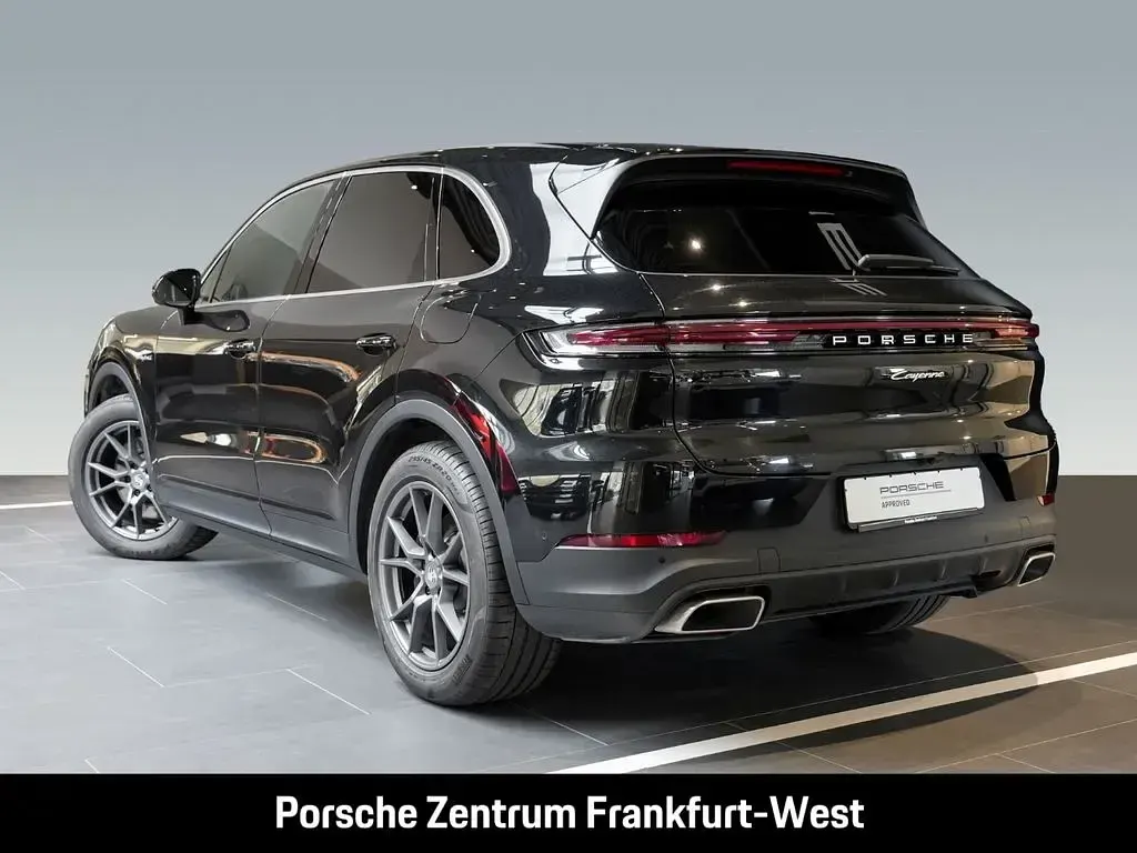 Gebraucht Porsche Cayenne E-Hybrid 470 PS (345 kW) 2025 Schwarz SUV