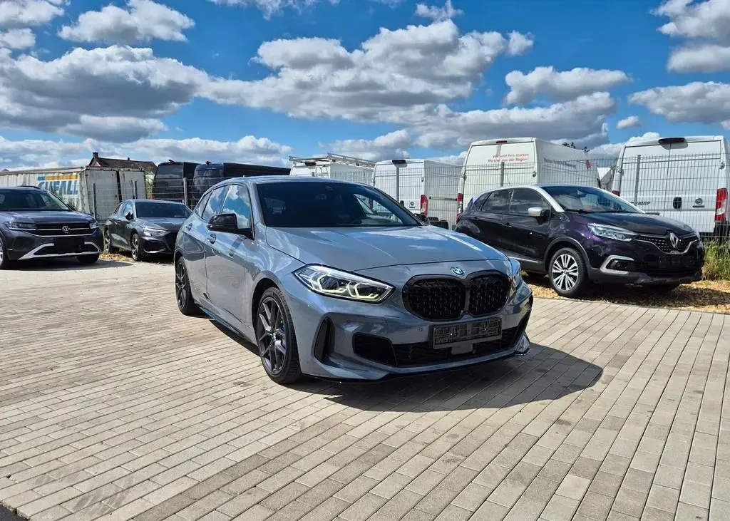Używany BMW M135 Performance 306 KM (225 kW) 2020 Szary Hatchback