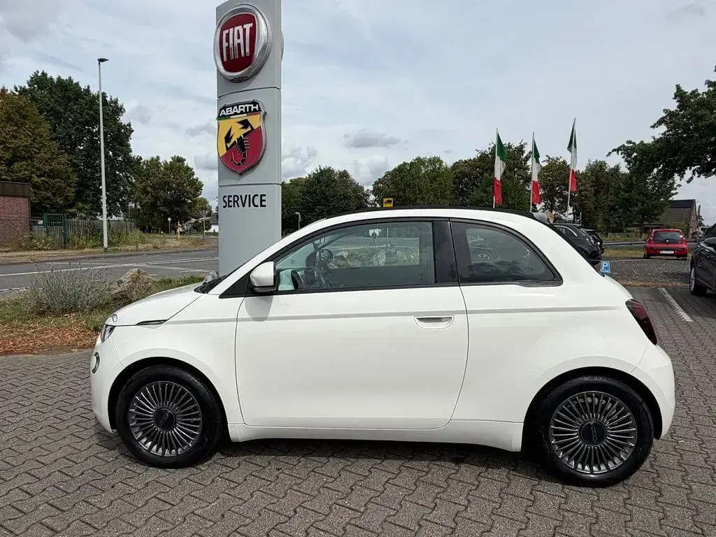 Gebraucht Fiat 500e Icon 86 kW (118 PS) 2022 Weiß Cabrio
