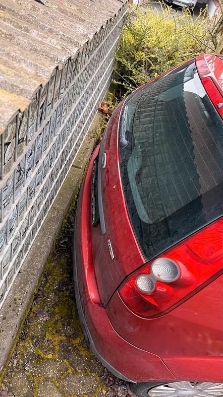 Gebraucht Ford Fiesta 68 PS (50 kW) 2006 Rot Kleinwagen