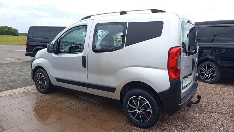 Gebraucht Fiat Fiorino 75 PS (55 kW) 2008 Silber Van / Kleinbus