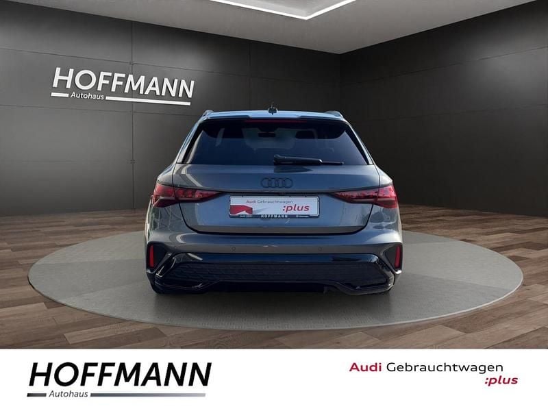 Gebraucht Audi A3 S-Line 150 PS (110 kW) 2025 Daytonagrau perleffekt Limousine