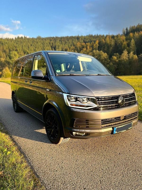 Grau Gebraucht 2019 VW T6.1 Highline Van | 42.000 € (Fairer Preis) - Bild 1/4