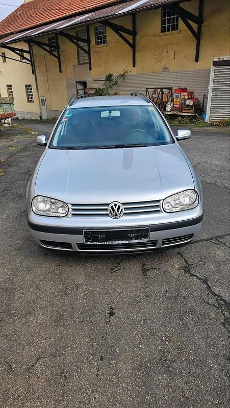 Silber Gebraucht 1998 VW Golf IV Kombi | 500 € (Guter Preis) - Bild 1/4