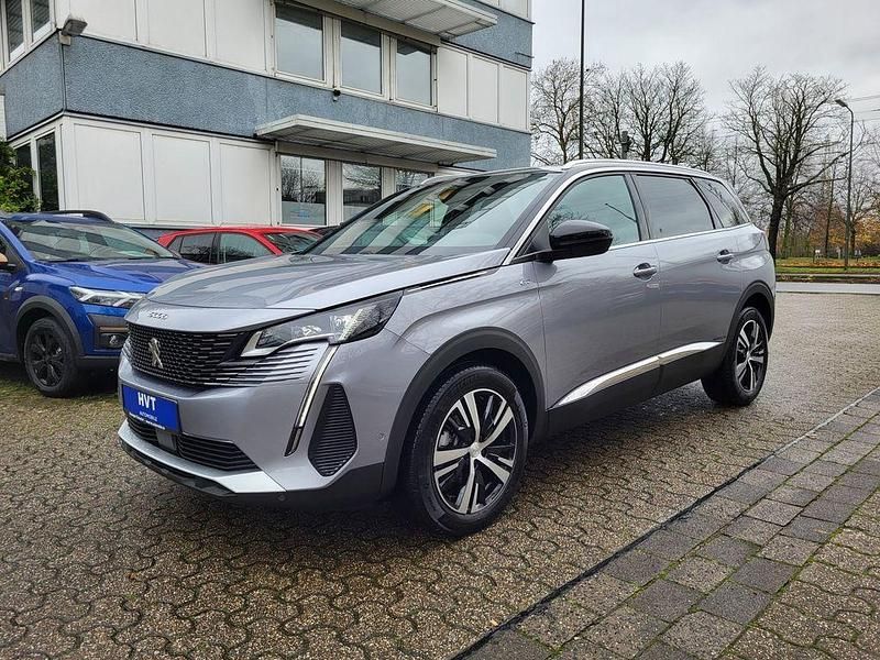 Gebraucht Peugeot 5008 GTi 131 PS (96 kW) 2024 Silber SUV