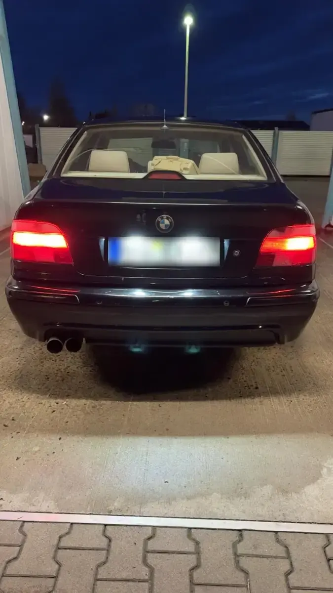Gebraucht BMW 523 170 PS (125 kW) 1998 Schwarz Limousine