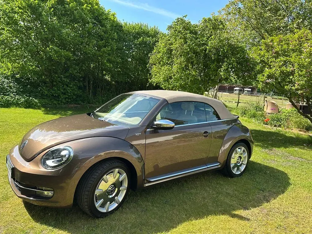 Gebraucht VW Beetle S 105 PS (77 kW) 2013 Braun Kleinwagen