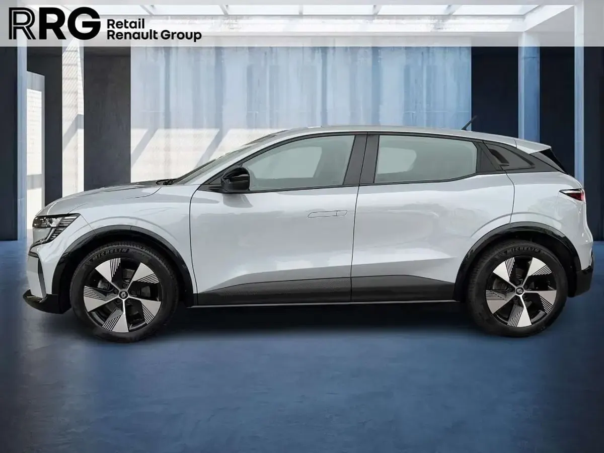 Gebraucht Renault Megane E-Tech 160 kW (218 PS) 2023 Rafalegrau Kleinwagen