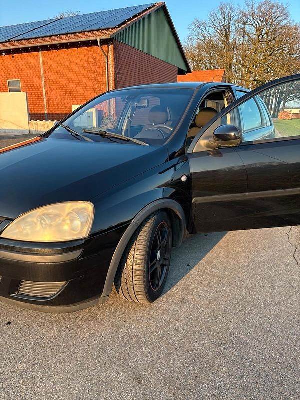 Usata Opel Corsa 75 CV (55 kW) 2004 Nero Utilitaria