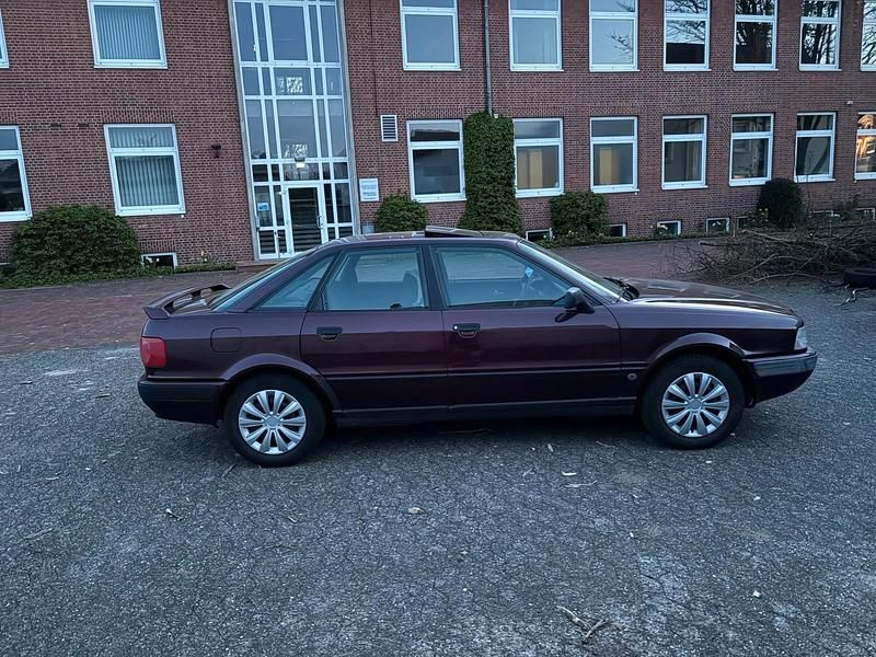 Second-hand Audi 80 90 CP (66 kW) 1993 Roșu Berlinǎ