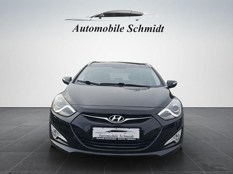 Schwarz Gebraucht 2014 Hyundai i40 Edition Kombi | 5.900 € (Guter Preis) - Bild 1/4