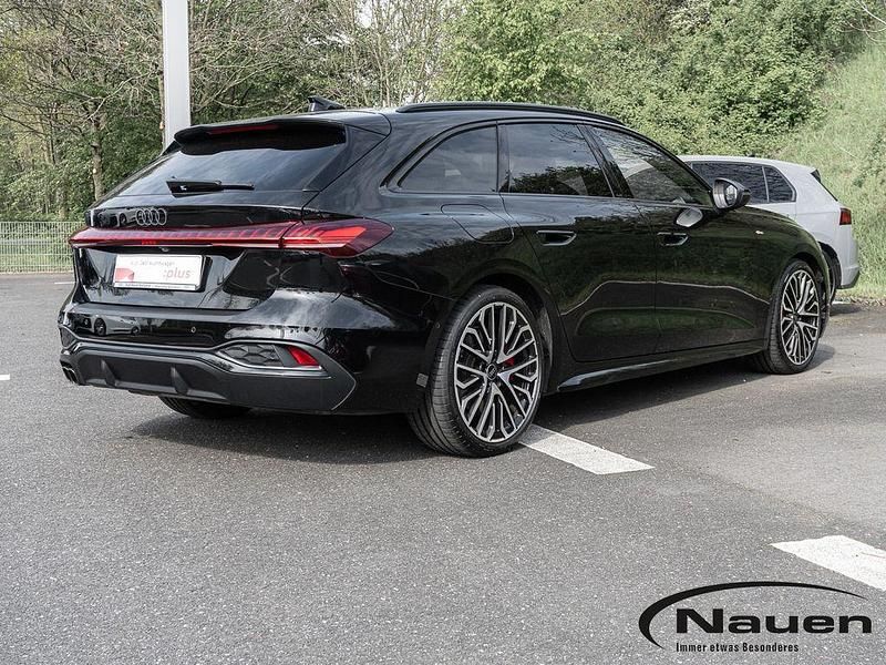 Gebraucht Audi A5 Ambiente 204 PS (150 kW) 2025 Mythosschwarz metallic Kombi