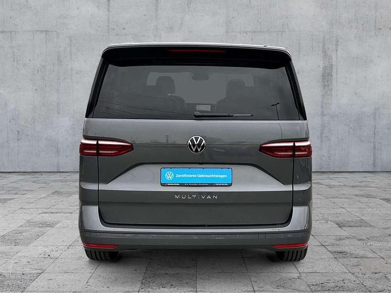 Usata VW Multivan 204 CV (150 kW) 2025 Grigio Monovolume